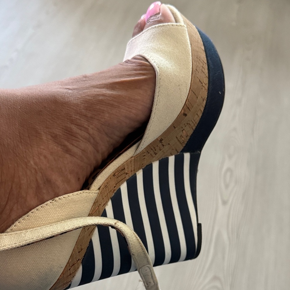 Jessica Simpson Cream and Navy Striped Wedges